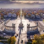 Andrassy Adventures Lägenhet *