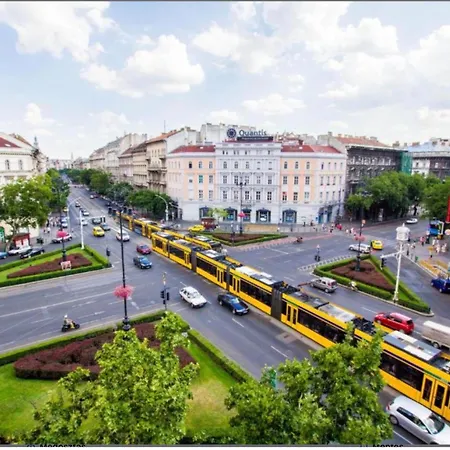 Andrassy Adventures Lägenhet