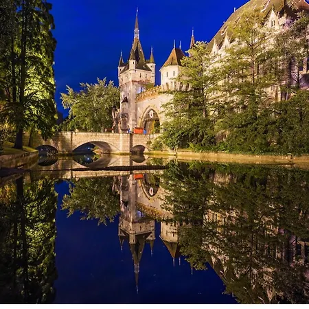 Διαμέρισμα Andrassy Adventures