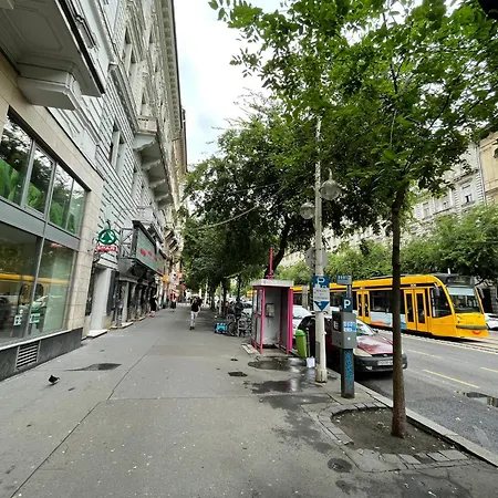 דירה Andrassy Adventures