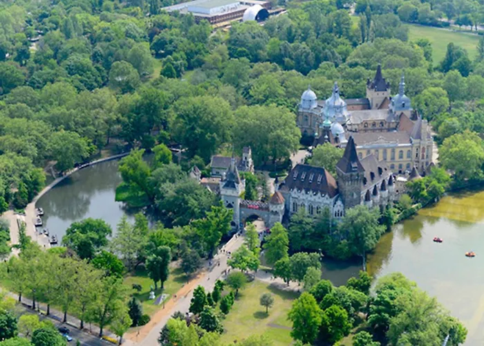 Andrassy Adventures Apartman Budapest